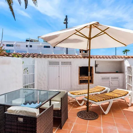 別荘 A6 Paraiso Del Sol, Duplex Central, Terrace, Wifi アデヘ